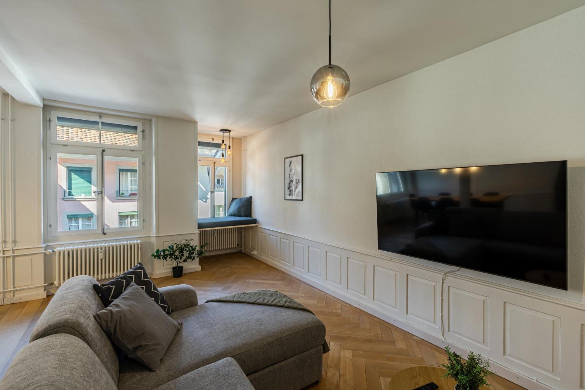 Historische Wohnung Im Herzen Der Thuner Altstadt Екстер'єр фото